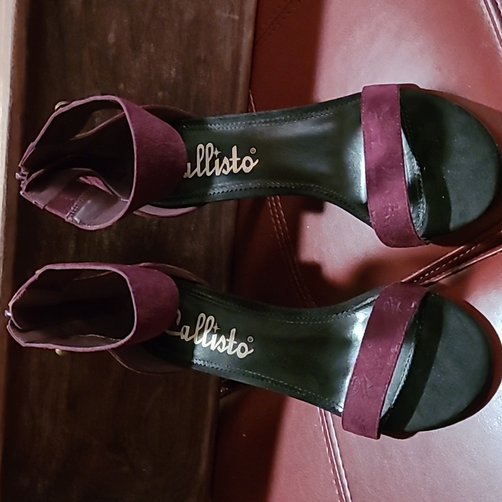 Callista Burgandy Ankle Strap Sandal, Size 10
